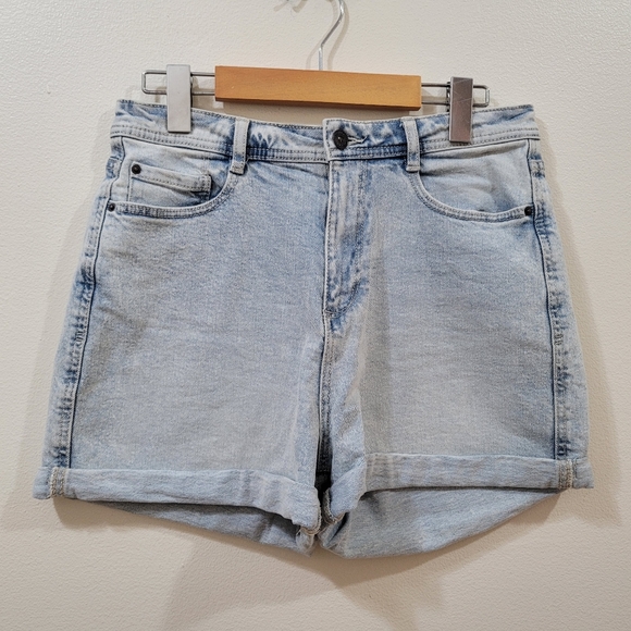 kiabi | Shorts | Mom Short Jeans By Kiabi | Poshmark